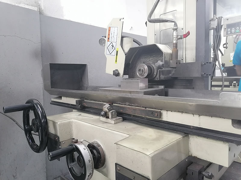 MICCO 350 grinding machine